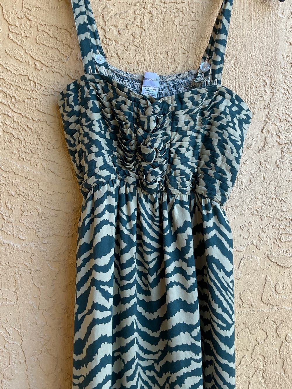 SOFT SURROUNDINGS
TAN/GREEN ANIMAL PRINT MAXI DRESS ZEBRA PLEATED TIERED - Picture 8 of 16